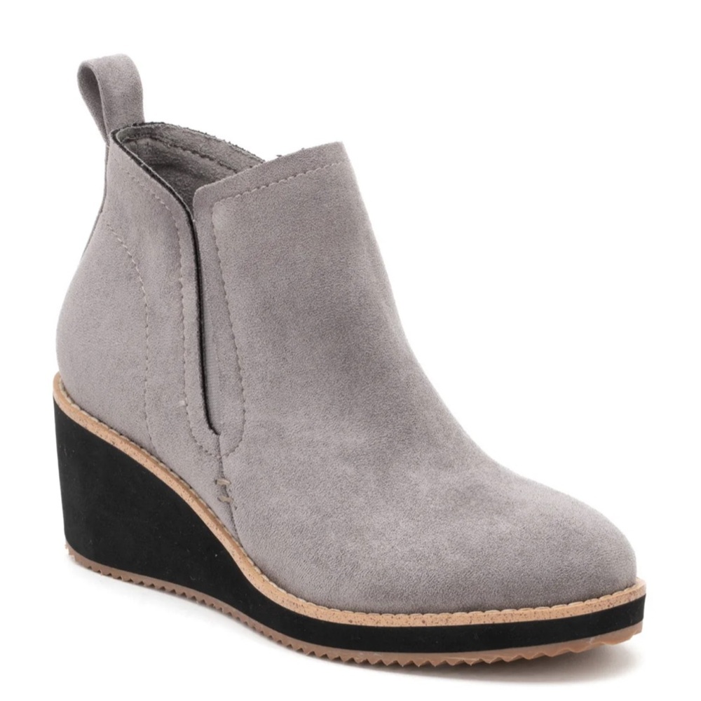 Corky’s Tomb Wedge Ankle Boots